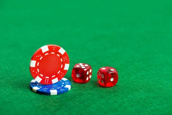 uci33 Feature-Round Triggers
